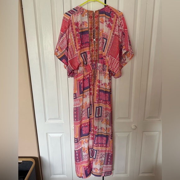 Beautiful Fitted Kimono Maxi Dress - Picture 4 of 6